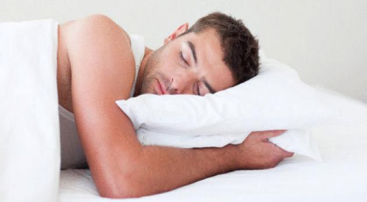 13 نصيحة تساعد على النوم بشكل أفضل ليلا